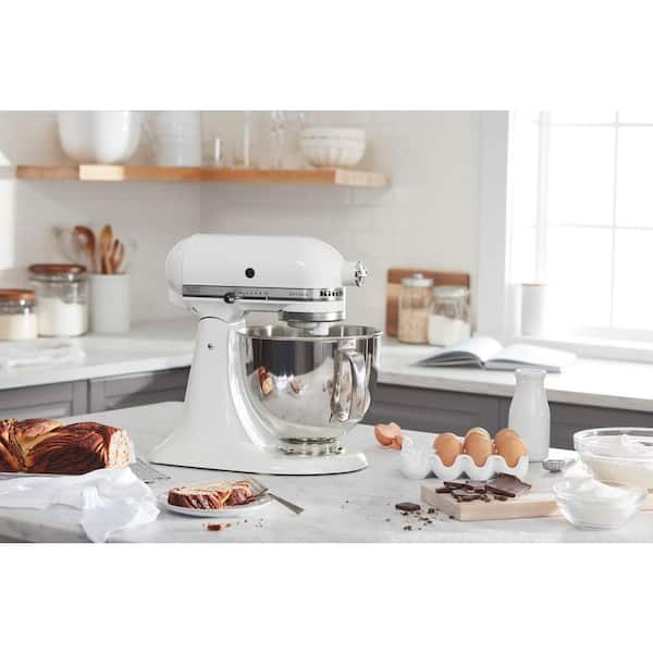 https://images.thdstatic.com/productImages/334c9c42-89ac-4303-81c9-cb063181d33a/svn/white-kitchenaid-stand-mixers-ksm150pswh-1f_600.jpg