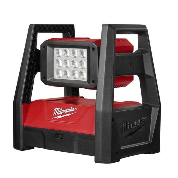 Milwaukee - M18 18-Volt Lithium-Ion Cordless TRUEVIEW LED Flood Light with M18 18-Volt 5.0Ah Battery