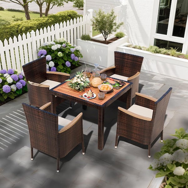 5-Piece Wicker Outdoor Dining Set with off White Cushion