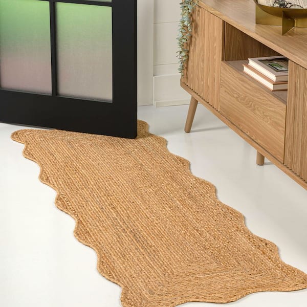 Seaside Cottage Scallop Edge Jute Natural 2 ft. x 8 ft. Runner Rug