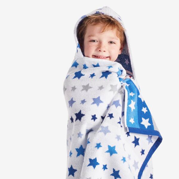 Star Cotton Bath Towel - Blue Hearts, Size 16 in. x 30 in. | The Company Store