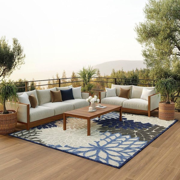 Aloha Blue/Multicolor Floral Contemporary Indoor/Outdoor Rug