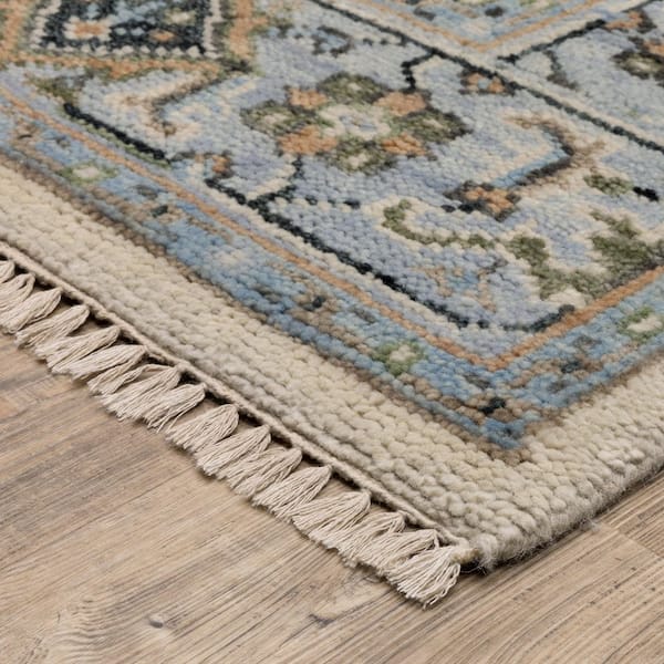 AVERLEY HOME Majestic Ivory/Blue 6 ft. x 9 ft. Border Oriental