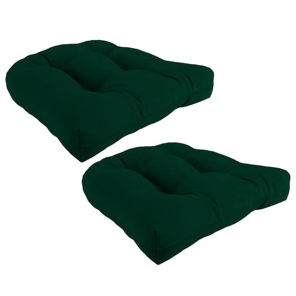 19 in. L x 19 in. W x 4 in. T Tufted Outdoor Wicker Seat Cushion in Forest Green (2-Pack)