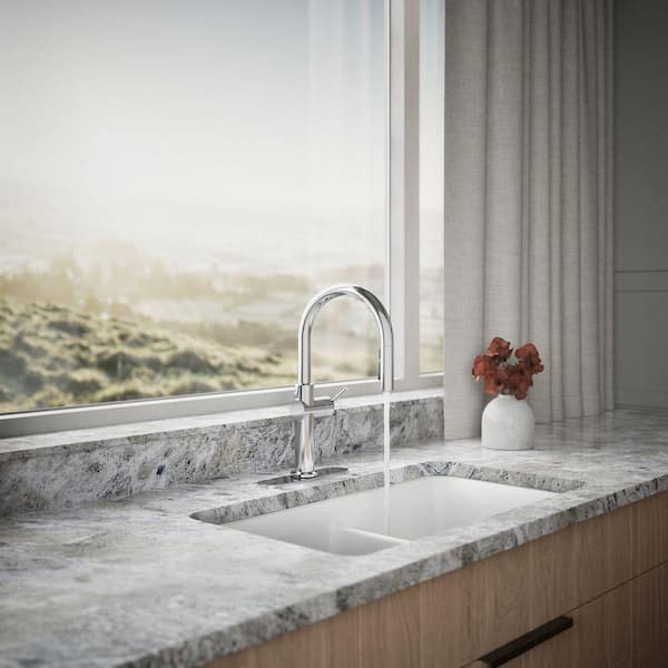 KOHLER Crue Single-Handle Touchless Pull-Down Sprayer Kitchen