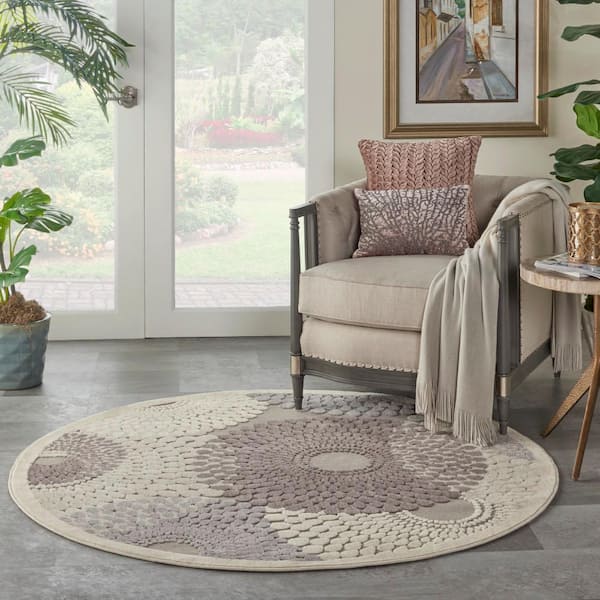 Graphic Illusions Grey 5 ft. x 5 ft. Geometric Contemporary Round Area Rug
