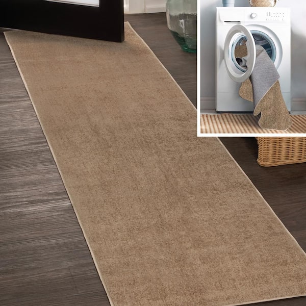 JONATHAN Y Twyla Classic Solid Low-Pile Machine-Washable Brown 2 ft. x 8 ft. Runner Rug