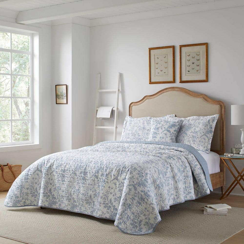 Amberley Blue and White Floral Cotton Twin Quilt Set