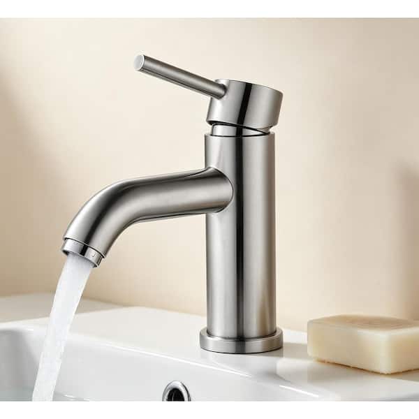 Modern Luxurious Single Handle Single Hole Bathroom Sink Faucet Bathroom Faucet in Brushed Nickel
