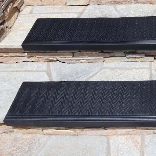 Goodyear 2-Pack Durable Black Rubber Traction Mats, for Vehicles
