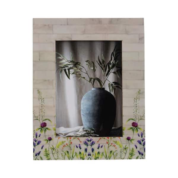 Liv & Skye 5 in. x 7 in. Ivory Wood and Resin Purple Flower Field Photo Frame