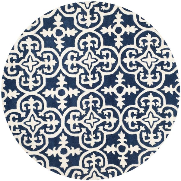 SAFAVIEH Chatham Dark Blue/Ivory 5 ft. x 5 ft. Round Floral Medallion Geometric Area Rug