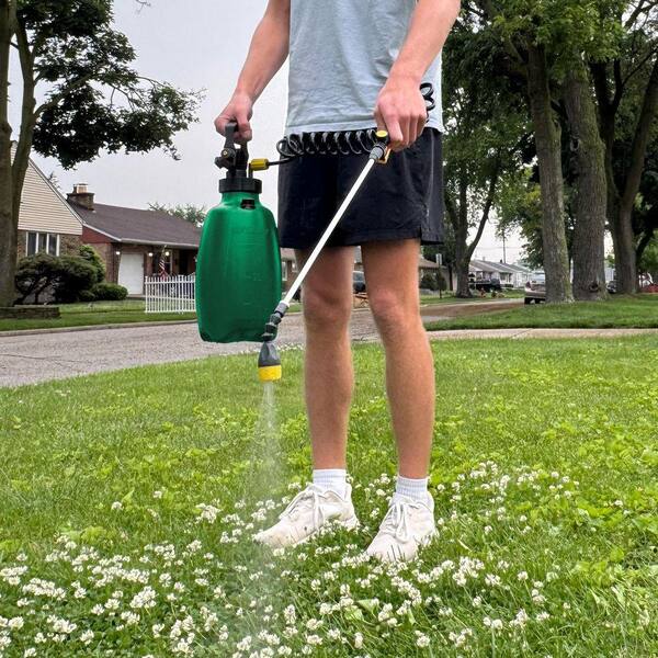 Aussie EzySpray 0.8 Gal Pumpless Handheld Power Pouch Sprayer with