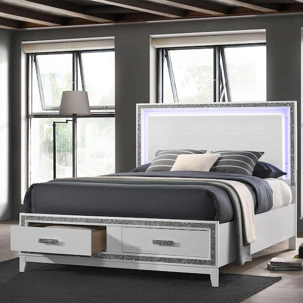 Acme Furniture Haiden White Finish Wood Frame Queen Panel Bed
