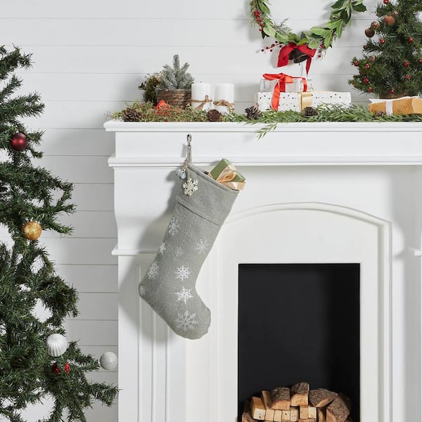 Indoor Christmas Decor, Stockings, Wall Decor, Garland