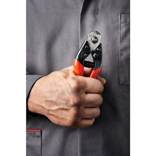 FELCO FC7 Cable Cutter with 0.3 in. Cutting Capacity, Triangle