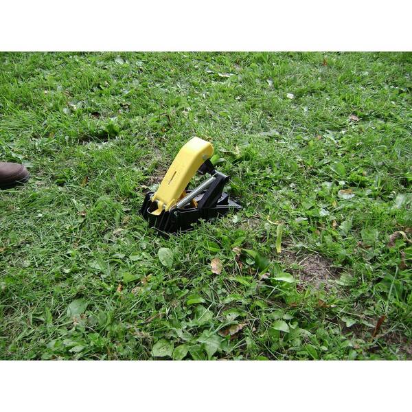 2 Pack! NEW Tomcat Mole Trap Hands Free NIB