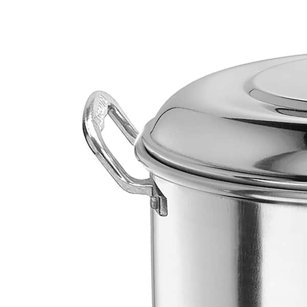 32 qt. Aluminum Stock Pot in Silver with Lid 32 qt. Aluminum Stock Pot in Silver with Lid