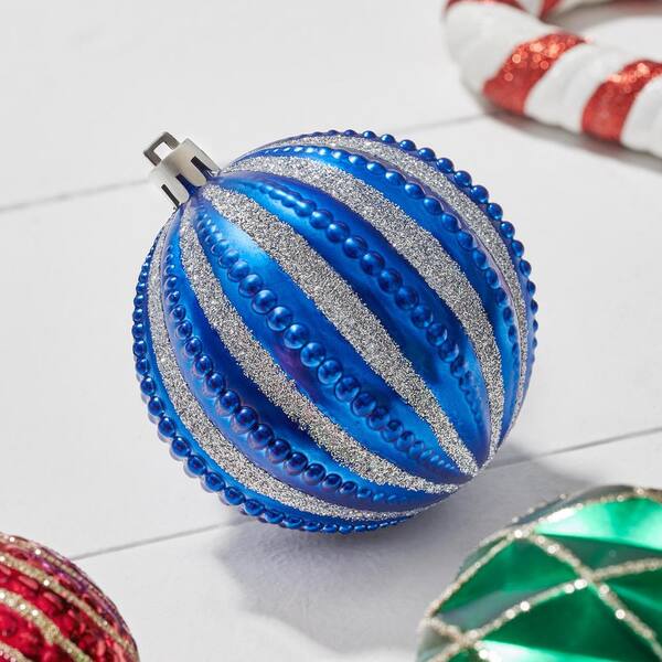 https://images.thdstatic.com/productImages/341ad43d-52c5-4159-bb6e-3c07285d3242/svn/home-accents-holiday-christmas-ornaments-23su00060-a0_600.jpg