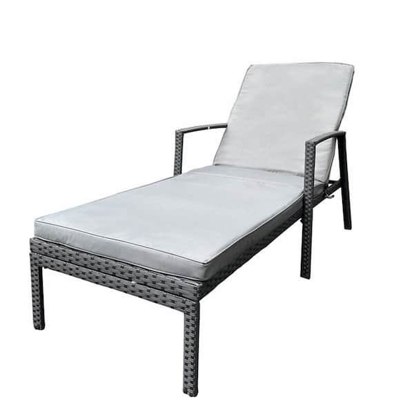 waelph Gray Wicker Outdoor Patio Chaise Lounge with Gray Cushion