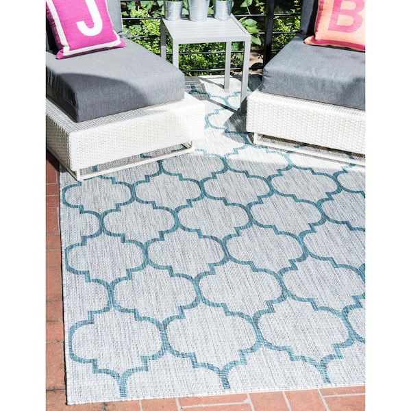 Outdoor Trellis Gray 7' 0 x 10' 0 Area Rug