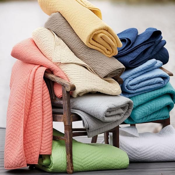 Sale! Premium Quilt Weight 185 GSM Solid Color Cotton Fabric Bundle on sale for Patchwork / Quilting