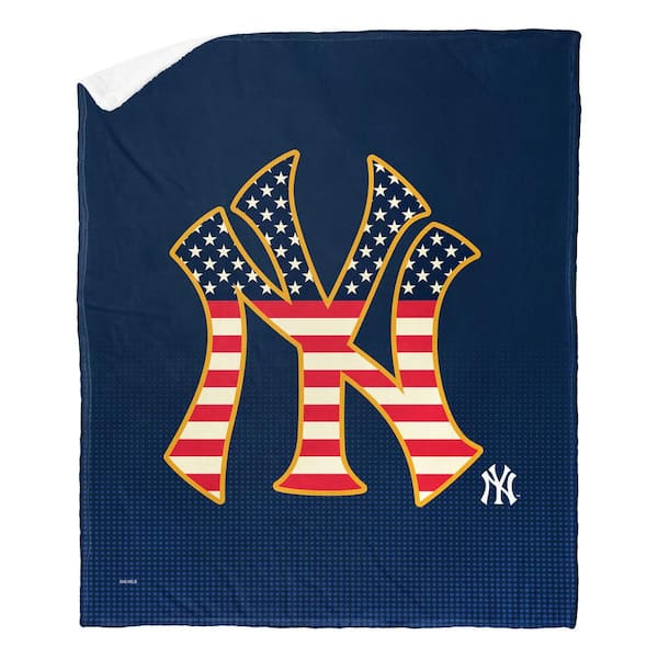 MLB Yankees Celebrate Series Silk Touch Sherpa Multicolor Throw