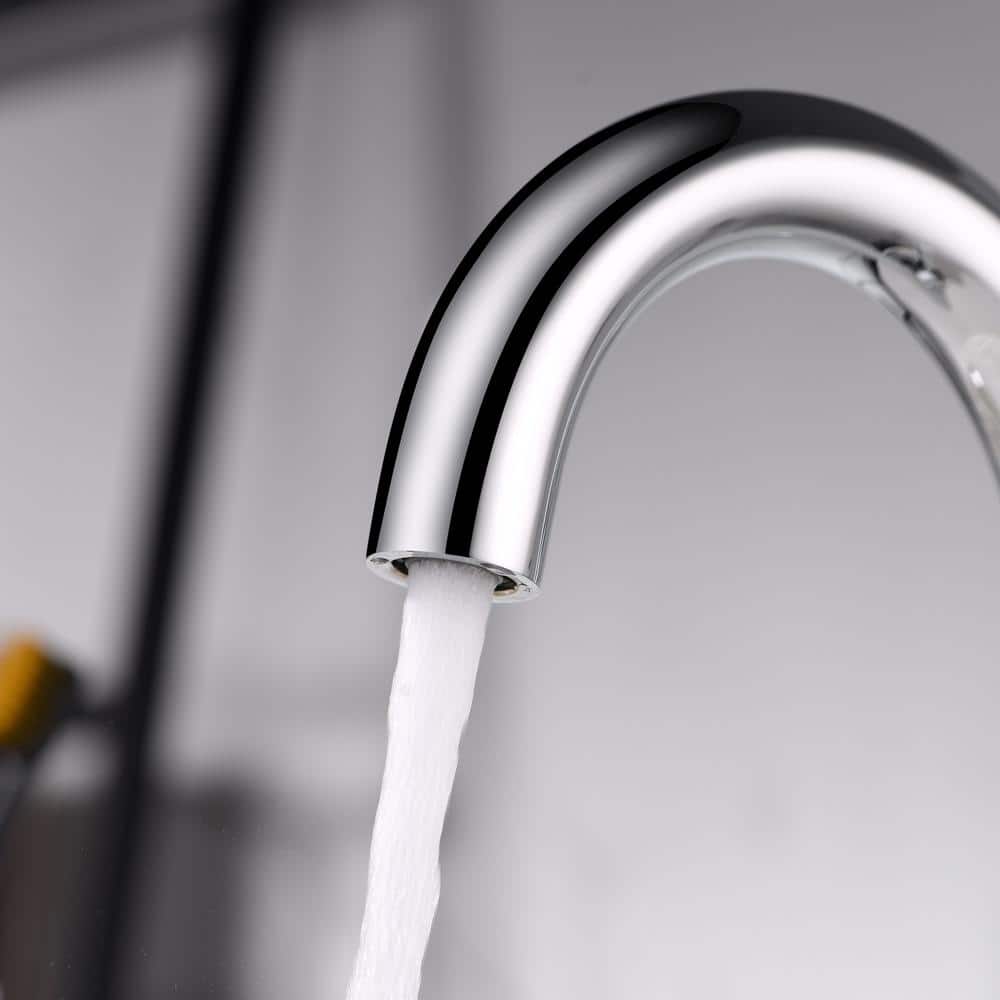 Chrome Single-Handle Bathroom Faucet with Drain Assembly