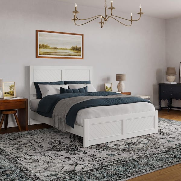 AFI Berkshire White Solid Wood Frame Queen Low Profile Platform Bed with Matching Footboard