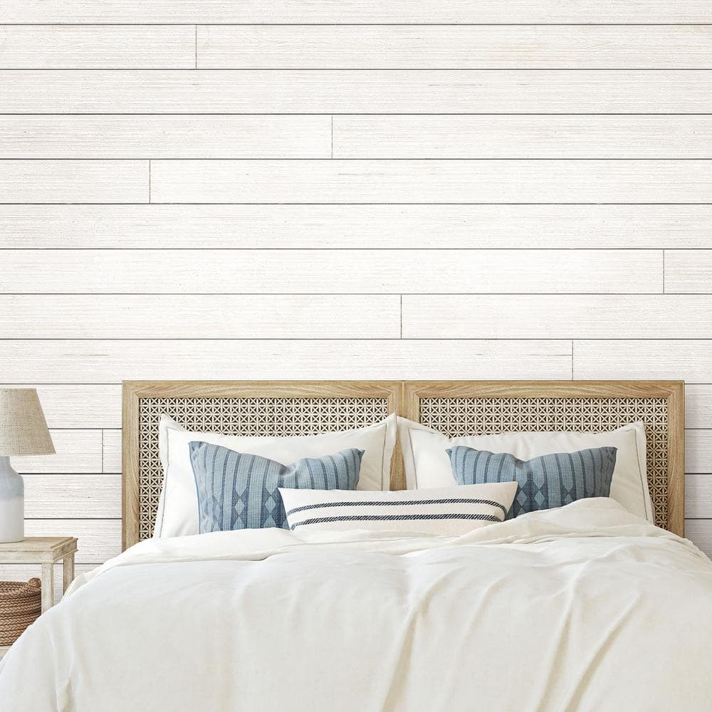 White Pine Shiplap Boards 6-Pack with Textured Finish