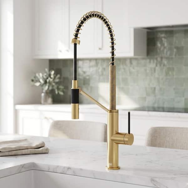 ゴールドウィン GMS3500 VIGO Livingston Single Handle Pull-Down Sprayer Kitchen Faucet in