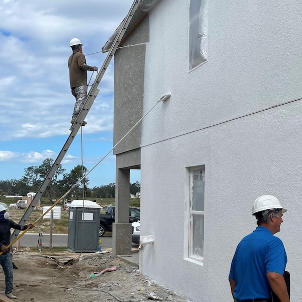 DRYLOK - HD-9000 Professional 1 Gal. White Flat Latex Interior/Exterior Basement and Masonry Waterproofer