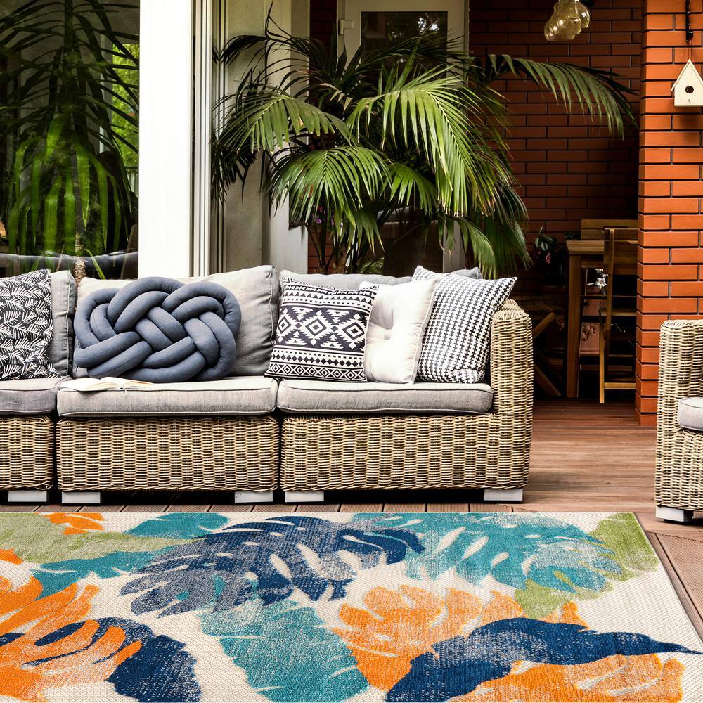Arles Palm Floral Leaves Multi-Color Synthetic 5' x 7' Area Rug