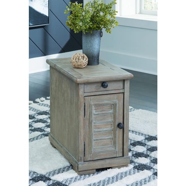 Signature DESIGN BY ASHLEY Moreshire 14 in. Gray Rectangular Wood Chairside End Table with USB ports