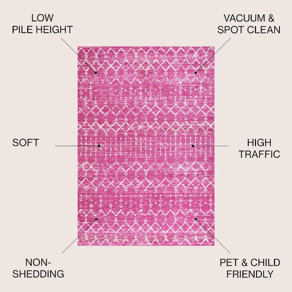 クジラ柄　ムーンタン　ピンク JONATHAN Y | Moroccan Hype Boho Vintage Diamond Area Rug Fuchsia/Ivory