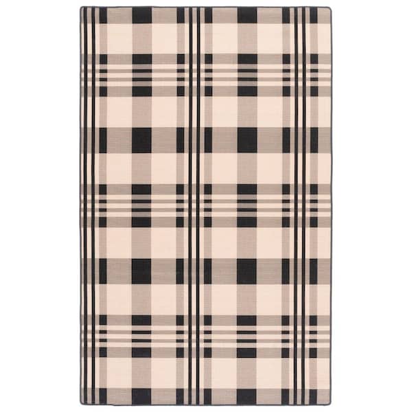 Natural Fiber 5 ft. x 8 ft. Natural/Black Plaid Area Rug