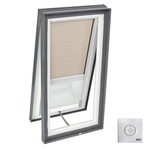 VELUX 22.5 in. x 34.5 in. Solar Powered Venting Curb-Mount Skylight, Laminated LowE3 Glass, Classic Sand Light Filtering Blind
