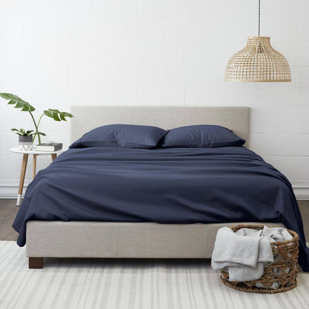 Navy Full Ultra-Soft Microfiber 4-Piece Sheet Set