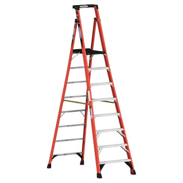 Werner 8 ft. Fiberglass Podium Step Ladder ( 14 ft. Reach Height) with 300 lbs. Load Capacity Type IA Duty Rating