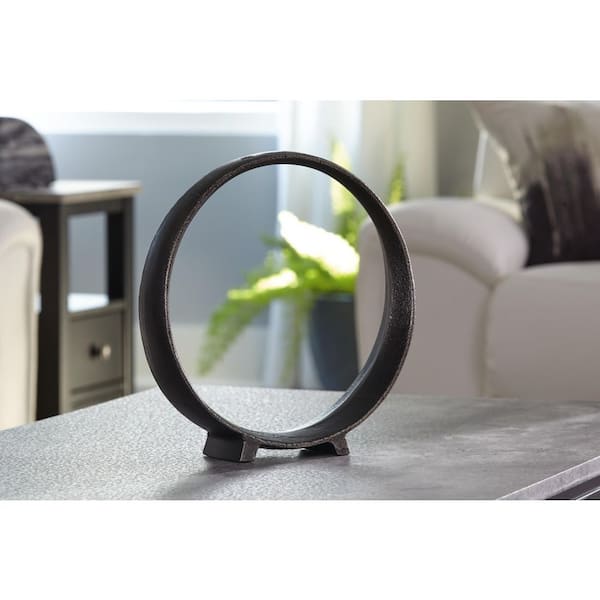 Signature DESIGN BY ASHLEY Ryandale Black 11 in. x 11.5 in. Round Metal Other Sculpture (Set of 2)