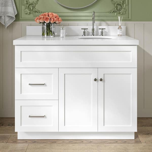 ARIEL Hamlet 43 in. W x 22 in. D x 36 in. H Bath Vanity in White with Pure White Quartz Top