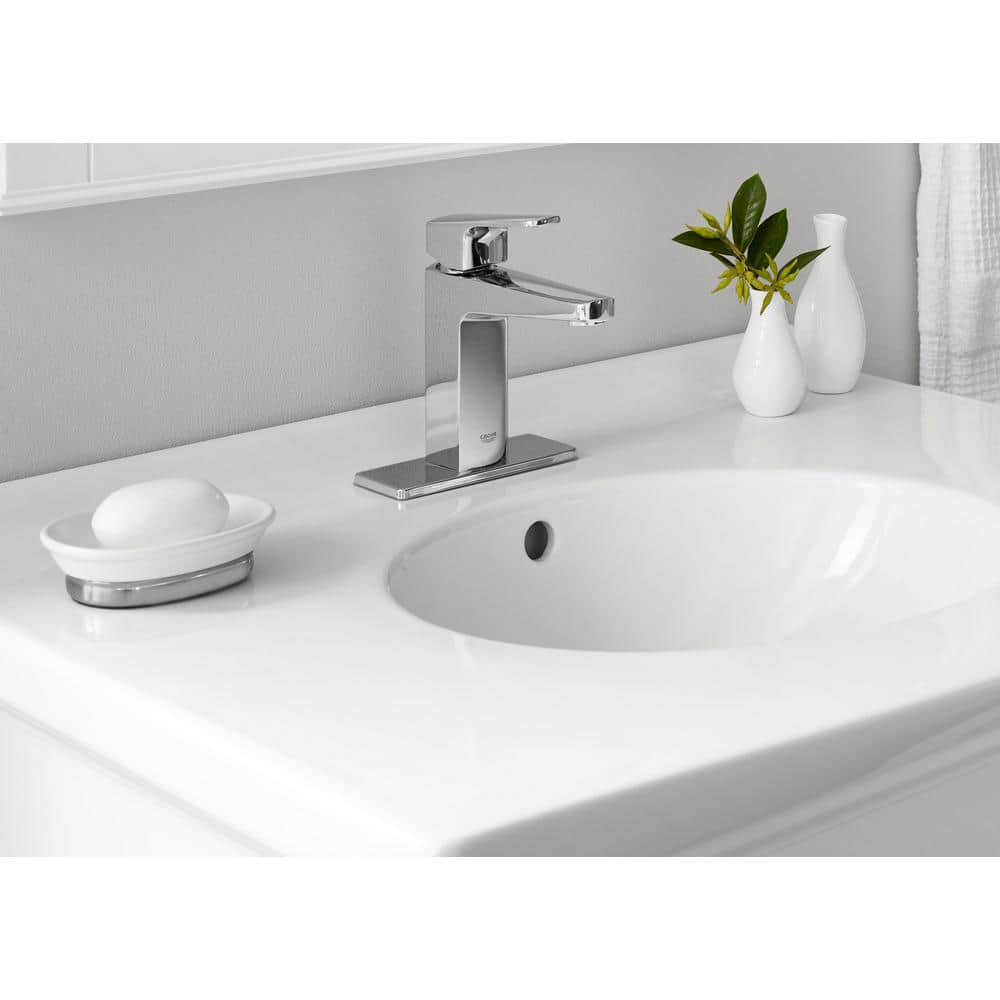 Tallinn Starlight Chrome Single-Handle Bathroom Faucet