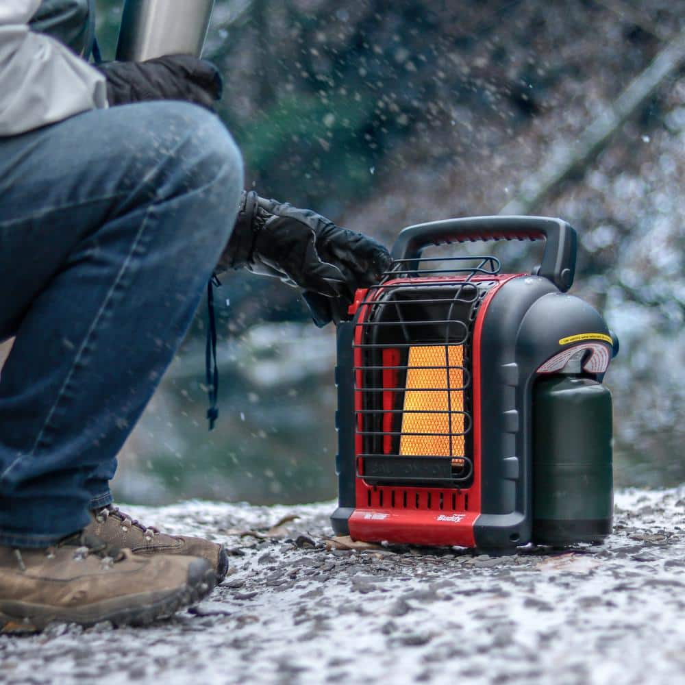 https://images.thdstatic.com/productImages/3512d18e-7069-4295-9969-e98b39e33940/svn/multi-mr-heater-propane-heaters-f232000-1f_1000.jpg