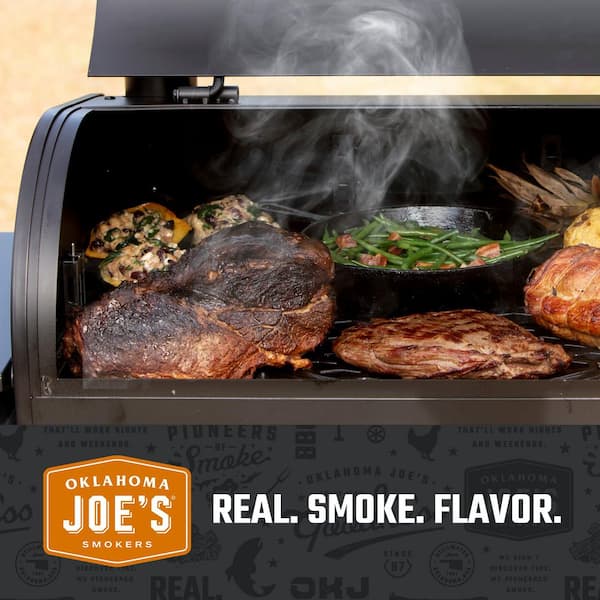 Rider 900 DLX Pellet Grill and Smoker in Black with 906 sq. in. Cooking Space