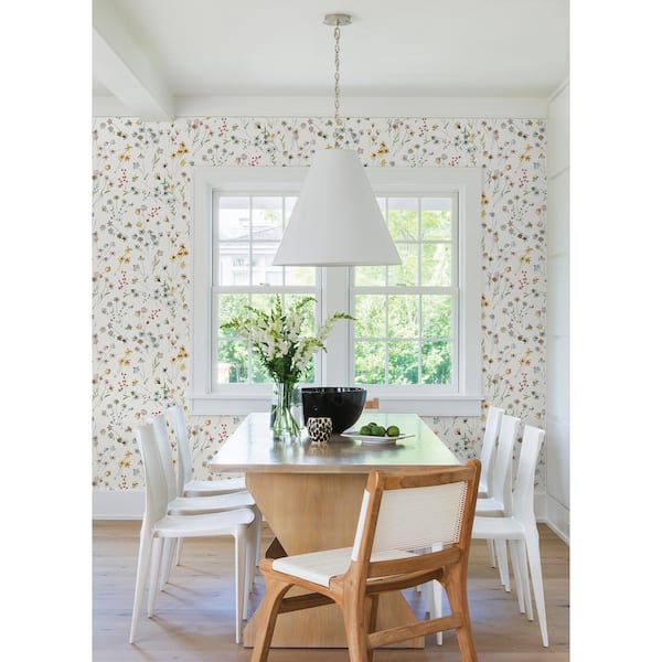 Heidi Yellow Watercolor Florals Paper Non-Pasted Matte Wallpaper