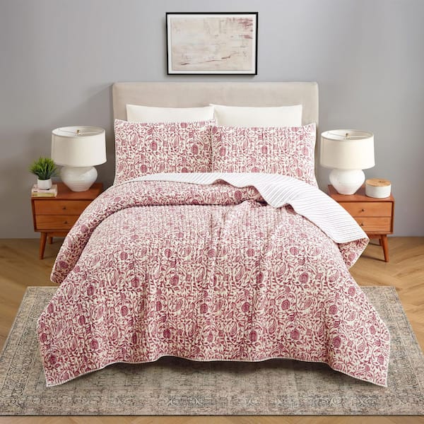 Eden Paisley 3-Piece Burgundy Purple Cotton/Polyester Gauze Full/Queen Quilt Set