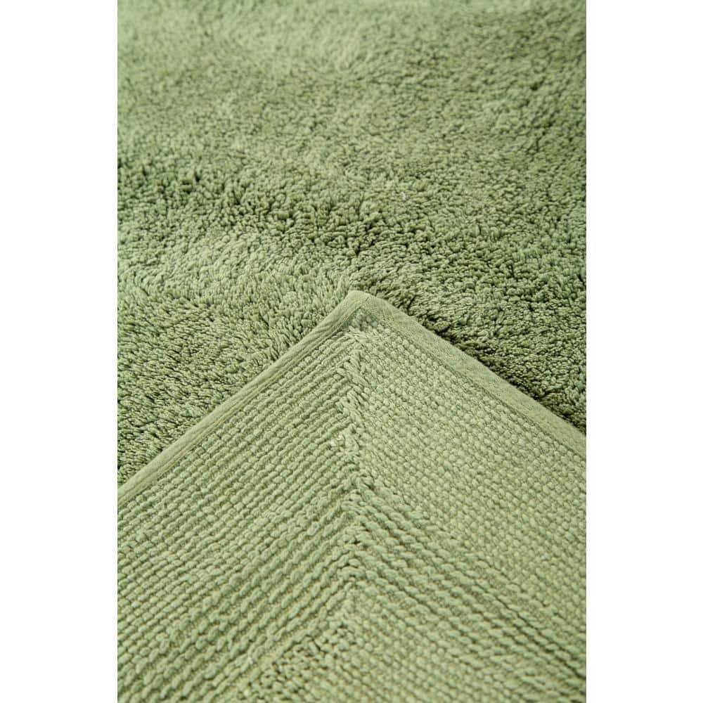Luxe Sage Green Tufted Cotton Bath Rug 22" x 34"