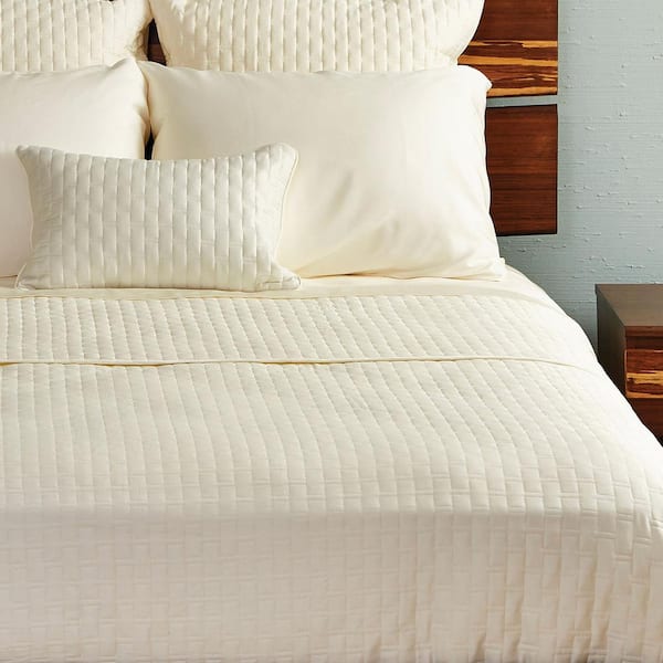 Golden linen bamboo top pillow