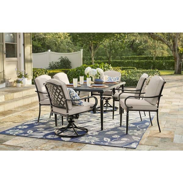 Outdoor dining sets discount plates