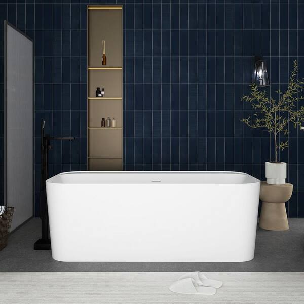 Unbranded 67 in. x 31 in. Soaking Bathtub with Center Drain in Glossy White